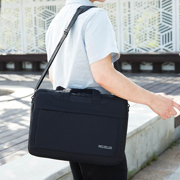 computer shoulder bag diagonal briefcase canvas business men's computer bag portable
computer shoulder bag diagonal briefcase canvas business men's computer bag portable