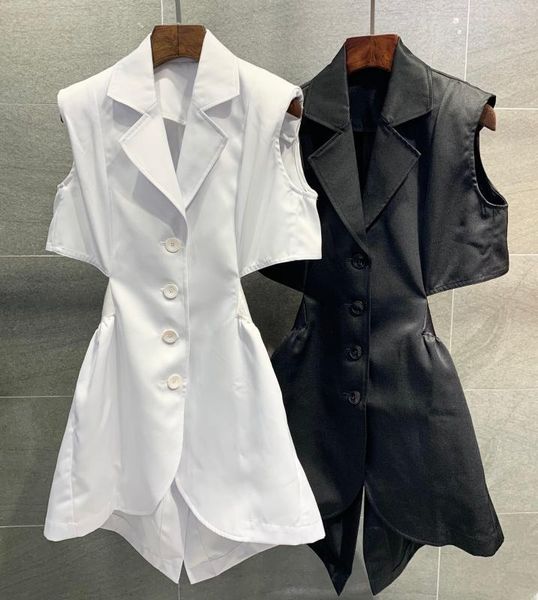 2020 new ladies fashion sleeveless lapel solid color waist waist coat 0710, Black;brown
2020 new ladies fashion sleeveless lapel solid color waist waist coat 0710, Black;brown