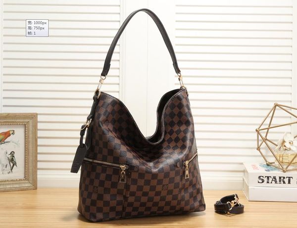 british style middle-aged women's bag messenger bag lv louis&# middle-aged lady printed shoulder messenger handbags women bags, Golden;silver
british style middle-aged women's bag messenger bag lv louis&# middle-aged lady printed shoulder messenger handbags women bags, Golden;silver