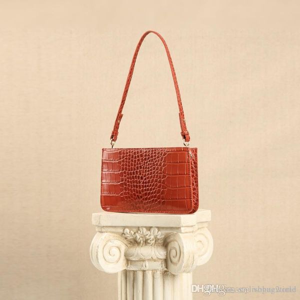 casual ladies shoulder bag fashion designer women black crossbody bag aligator genuine leather women handbag travel bag 1108 england style
casual ladies shoulder bag fashion designer women black crossbody bag aligator genuine leather women handbag travel bag 1108 england style