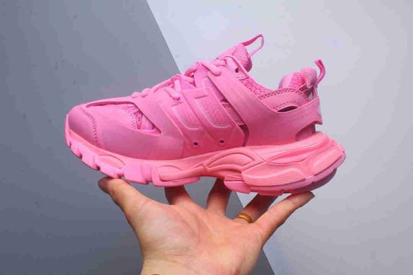 2020 european and american fashion triple s comfortable, breathable, non-slip wear-resistant men's and women's shoes 155876678h, Black
2020 european and american fashion triple s comfortable, breathable, non-slip wear-resistant men's and women's shoes 155876678h, Black