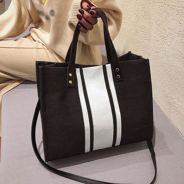 h30 woman bag women handbag straw bag big bags for woman 2020 new color matching weaving bighandbag fashion casual
h30 woman bag women handbag straw bag big bags for woman 2020 new color matching weaving bighandbag fashion casual