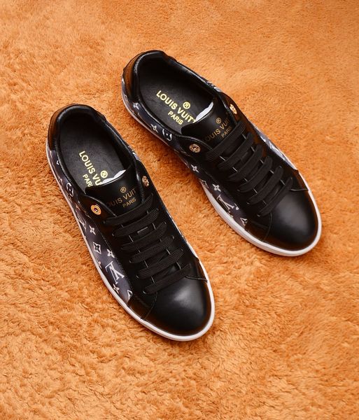 new6 luxury high-quality casual men's shoes fashion all-match sports shoes outdoor comfortable running shoes original box packaging, Black
new6 luxury high-quality casual men's shoes fashion all-match sports shoes outdoor comfortable running shoes original box packaging, Black