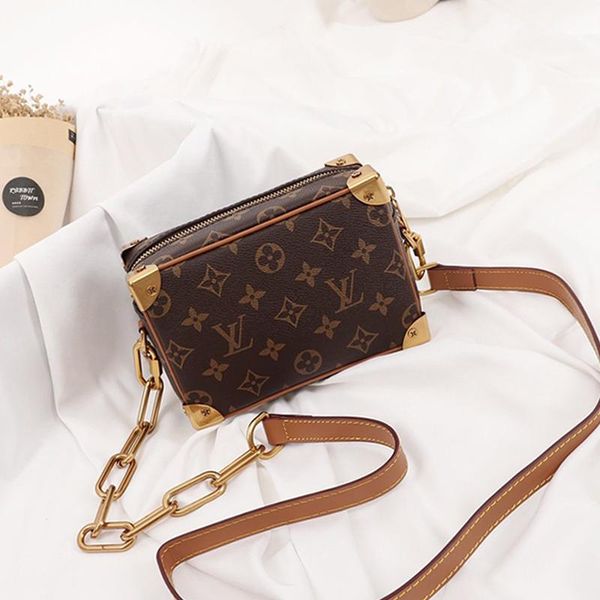 new arrival womens bag sac bandouli ère leather shoulder crossbody bag ladies zipper designer luxury flap shoulder bags mini messenger bags
new arrival womens bag sac bandouli ère leather shoulder crossbody bag ladies zipper designer luxury flap shoulder bags mini messenger bags