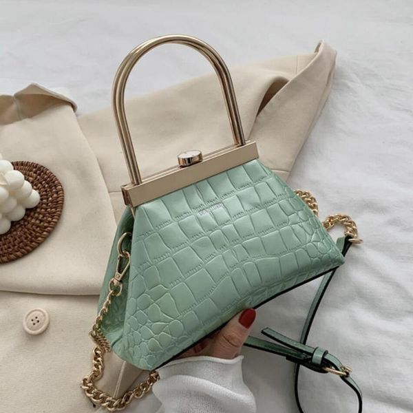 crocodile pattern small totes with metal handle 2020 new quality leather women's designer handbag chain shoulder messenger bag
crocodile pattern small totes with metal handle 2020 new quality leather women's designer handbag chain shoulder messenger bag