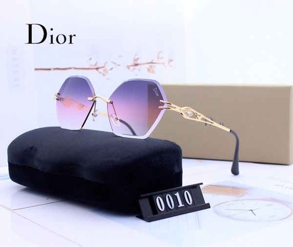 20 brand male and female sunglasses designer premium fashion gûccì metal sunglasses retro boxed gift, Black
20 brand male and female sunglasses designer premium fashion gûccì metal sunglasses retro boxed gift, Black