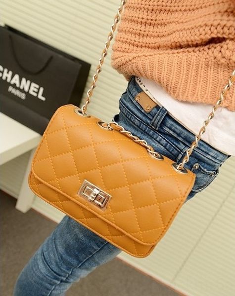 new style women's shoulder fashion rotary lock lattice embroidery thread shoulder bag chain crossbody bag
new style women's shoulder fashion rotary lock lattice embroidery thread shoulder bag chain crossbody bag