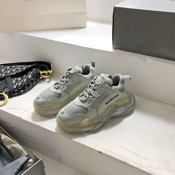 2020wt designer to create casual and comfortable all-match sports shoes, travel shoes outsole non-slip design with original box delivery, Black
2020wt designer to create casual and comfortable all-match sports shoes, travel shoes outsole non-slip design with original box delivery, Black