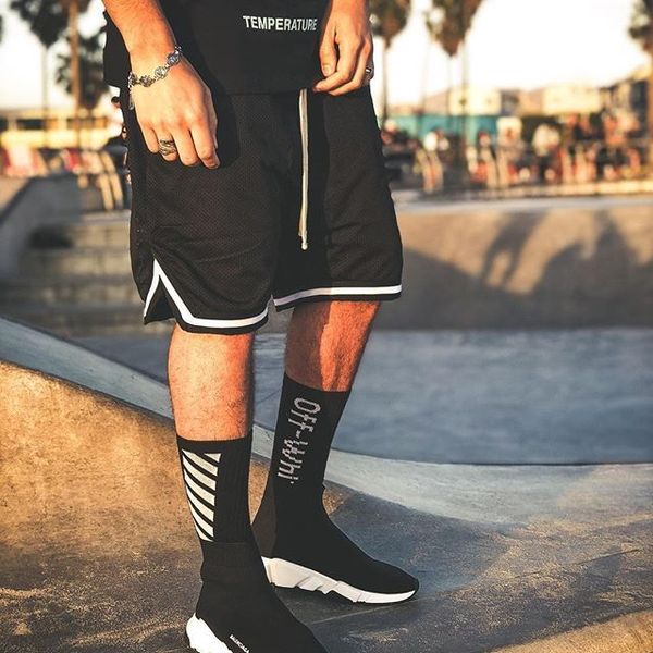 popular logo summer five minutes of pants male leisure running shorts male loose big shorts five minutes of pants, White;black
popular logo summer five minutes of pants male leisure running shorts male loose big shorts five minutes of pants, White;black