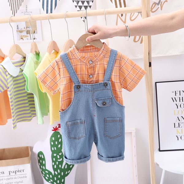 wear 2020 new short-sleeved suit boys' korean plaid short-sleeved shirt denim pants jeans wear children's children's two-piec
wear 2020 new short-sleeved suit boys' korean plaid short-sleeved shirt denim pants jeans wear children's children's two-piec