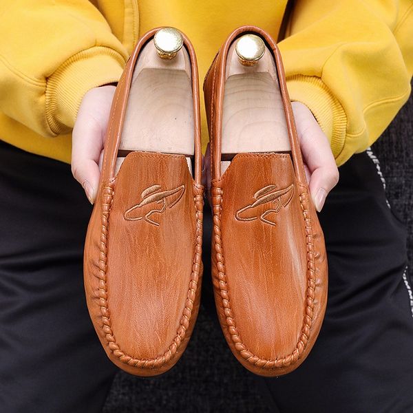 fashion men loafers leather mens embroidery driving shoes male slip on boat shoes breathable male casual flats mocassins, Black
fashion men loafers leather mens embroidery driving shoes male slip on boat shoes breathable male casual flats mocassins, Black