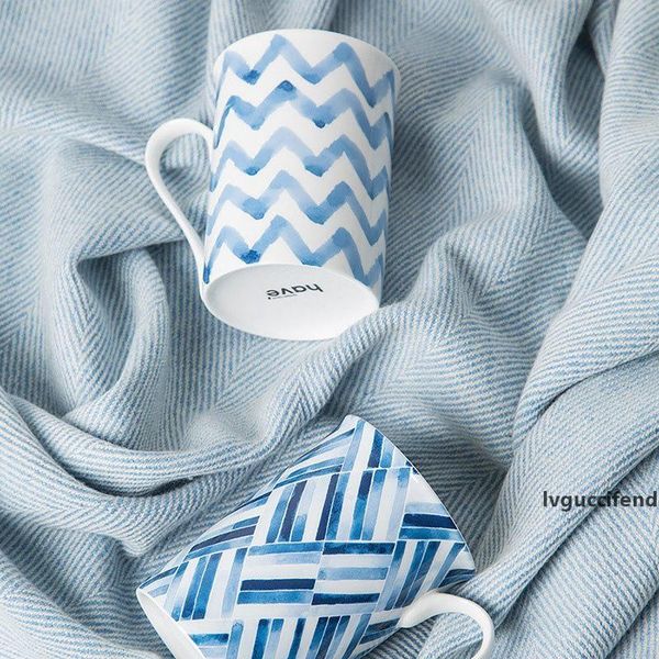 simple bone porcelain cup creative ceramic mug milk coffee cup large capacity drinking cups home breakfast cup t200506
simple bone porcelain cup creative ceramic mug milk coffee cup large capacity drinking cups home breakfast cup t200506