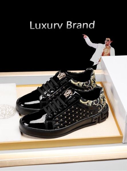 2020u new custom medusa leather low-casual flat shoes, high-quality fashionable wild men's sports tide shoes, size: 38-45, Black
2020u new custom medusa leather low-casual flat shoes, high-quality fashionable wild men's sports tide shoes, size: 38-45, Black