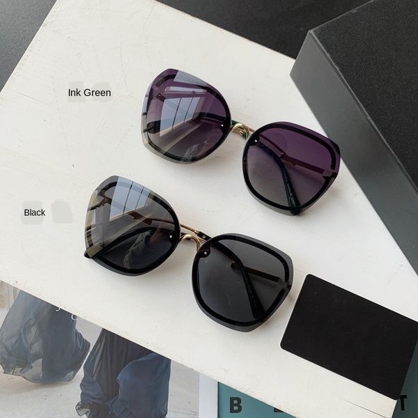 051816 metal sun irregular square frame sunglasses female korean punk wind sun glasses female, White;black
051816 metal sun irregular square frame sunglasses female korean punk wind sun glasses female, White;black