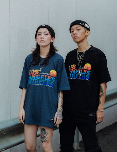 vegorrs spring / summer 2020 couple european and american hip hop japanese casual men's wear ins fashion retro short sleeve t-shirt for, White;black
vegorrs spring / summer 2020 couple european and american hip hop japanese casual men's wear ins fashion retro short sleeve t-shirt for, White;black