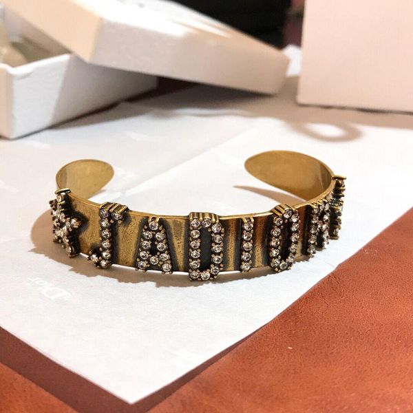 2020 d luxury designer jewelry women bracelets brass designer bracelet for gift beaded fashion bracelet quality, Black
2020 d luxury designer jewelry women bracelets brass designer bracelet for gift beaded fashion bracelet quality, Black