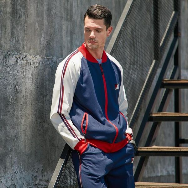 2020 men sweat suit set long sleeve tracksuit men 2 pieces outdoor sport wear fitness men's track suit sportswear, Gray
2020 men sweat suit set long sleeve tracksuit men 2 pieces outdoor sport wear fitness men's track suit sportswear, Gray