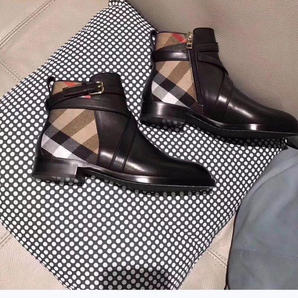 2020qr new official website synchronous release of luxury women's casual fashion boots, outdoor travel casual boots, fast delivery, Black
2020qr new official website synchronous release of luxury women's casual fashion boots, outdoor travel casual boots, fast delivery, Black