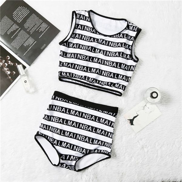 2020 Designer Swimsuit Women Summer Sexy Slim 2 Piece Sets Solid Color Halter Sleeveless Bikinis Fashion Women Swimsuits
2020 Designer Swimsuit Women Summer Sexy Slim 2 Piece Sets Solid Color Halter Sleeveless Bikinis Fashion Women Swimsuits