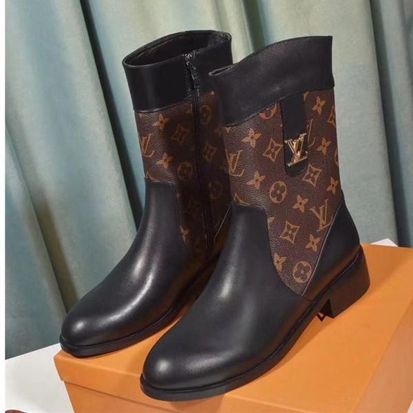 2020wp new ladies casual fashion short boots luxury ladies travel party shoes, leather material fast delivery original box packaging, Black
2020wp new ladies casual fashion short boots luxury ladies travel party shoes, leather material fast delivery original box packaging, Black