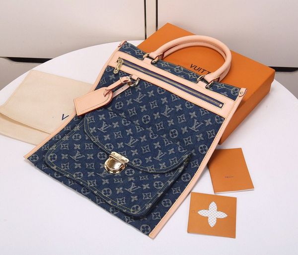 lou1s vu1tton m95018 genuine leather women twist handbag messenger shoulder bag pockets totes shopping bags backpack key wallets
lou1s vu1tton m95018 genuine leather women twist handbag messenger shoulder bag pockets totes shopping bags backpack key wallets