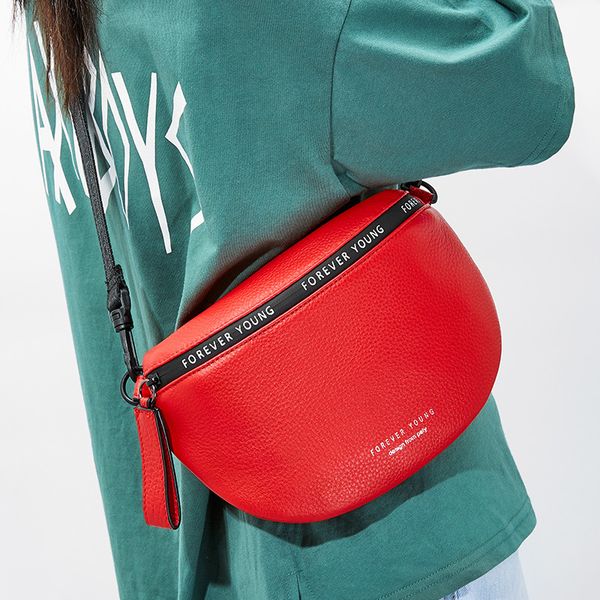 women cowhide leather crossbody bag casual gilrs shoulder bags chest bag pack genuine leather messenger ladies
women cowhide leather crossbody bag casual gilrs shoulder bags chest bag pack genuine leather messenger ladies