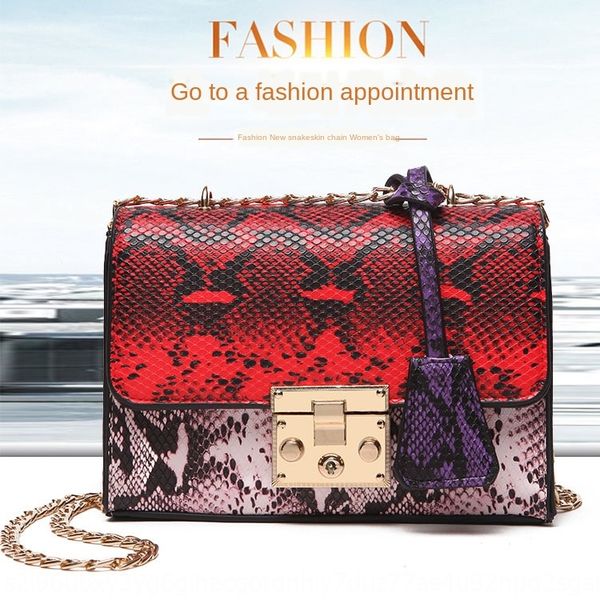 2020 new messenger shoulder chain women's postman small small square bag square bag guangzhou
2020 new messenger shoulder chain women's postman small small square bag square bag guangzhou
