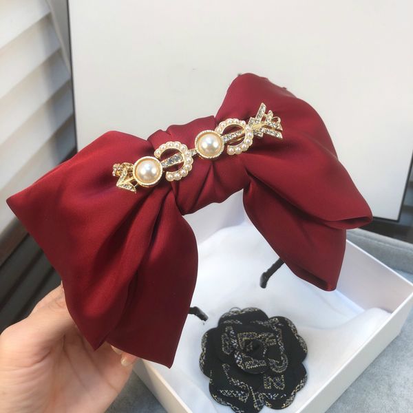 2020 woman hair accessories classic cute new color english letters cross wide-edge non-slip durable hoop bow hairpin jewelry wash face bb223, Silver
2020 woman hair accessories classic cute new color english letters cross wide-edge non-slip durable hoop bow hairpin jewelry wash face bb223, Silver