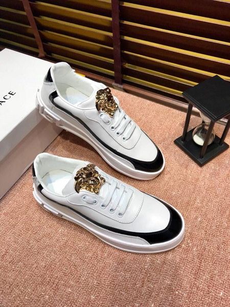 2020w luxury fashion medusa embroidered low-lace up party tide shoes, high-quality casual wild sneakers, size: 38-45, Black
2020w luxury fashion medusa embroidered low-lace up party tide shoes, high-quality casual wild sneakers, size: 38-45, Black
