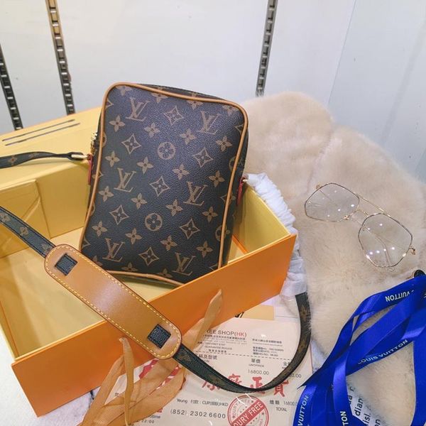 womens bag simple style shoulder bags vintage classic crossbody bag women mini leather shoulder crossbody bags drop ship
womens bag simple style shoulder bags vintage classic crossbody bag women mini leather shoulder crossbody bags drop ship