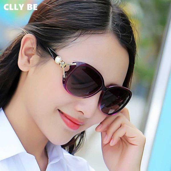 fashion pearl decoration frame sunglasses luxury polarized sun glasses for women travel classic vintage gafas, White;black
fashion pearl decoration frame sunglasses luxury polarized sun glasses for women travel classic vintage gafas, White;black