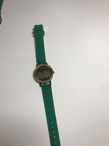 fashion002 green ladies quartz new design watches new design gift wristwatches pin buckle clock, Slivery;brown
fashion002 green ladies quartz new design watches new design gift wristwatches pin buckle clock, Slivery;brown