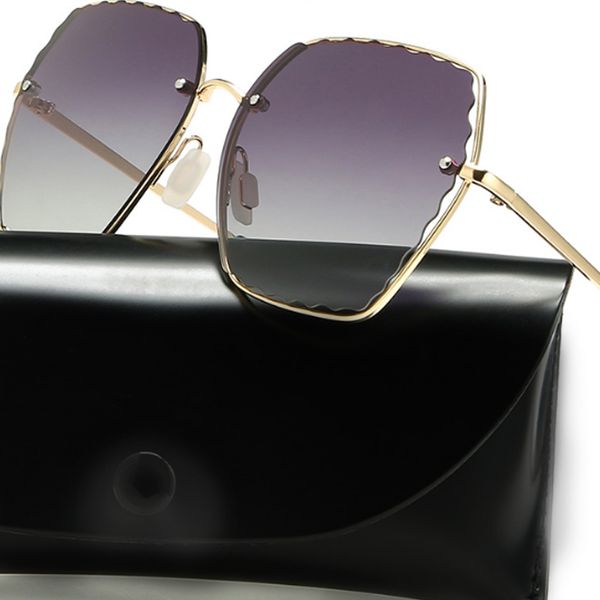2020 fashion square sonnenbrille frauen marke design metall rahmen gradienten lenes übergroÃen damen rahmen brillen shade, White;black
2020 fashion square sonnenbrille frauen marke design metall rahmen gradienten lenes übergroÃen damen rahmen brillen shade, White;black