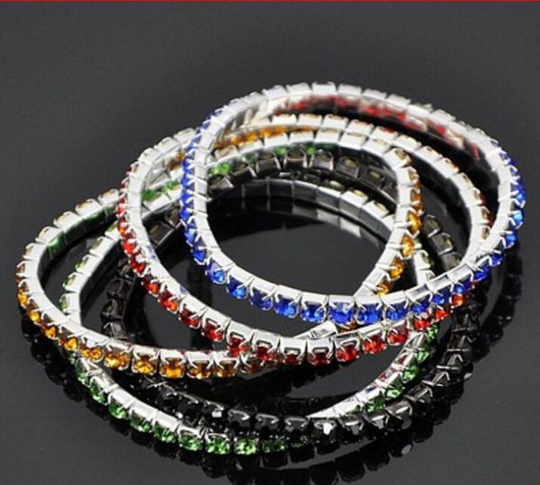 новый корейский designs горячие моды для женщин серебряный позолоченный браслеты один ряд сияющий кристалл stretch браслеты смешивать цвета, Black
новый корейский designs горячие моды для женщин серебряный позолоченный браслеты один ряд сияющий кристалл stretch браслеты смешивать цвета, Black