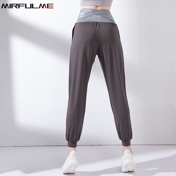 running pants women jogger sport trouser quick dry high waist loose thin yoga sweatpants lady cross waistband baggy harem pant, Black;blue
running pants women jogger sport trouser quick dry high waist loose thin yoga sweatpants lady cross waistband baggy harem pant, Black;blue