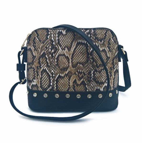 2020 new snake bag women's messenger bag small shell handbag european and american
2020 new snake bag women's messenger bag small shell handbag european and american