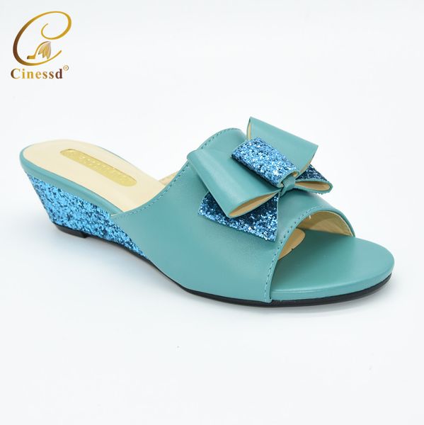 new fashion designer shoes women luxury 2020 womens shoes heels nigerian women wedding party decorated with rhinestone, Black
new fashion designer shoes women luxury 2020 womens shoes heels nigerian women wedding party decorated with rhinestone, Black