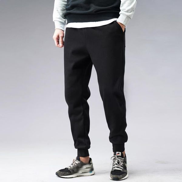 2020 new fashion joggers pants men casual trouser bodybuilding gyms fitness sweatpants brand cotton pencil pants streetwear, Black
2020 new fashion joggers pants men casual trouser bodybuilding gyms fitness sweatpants brand cotton pencil pants streetwear, Black