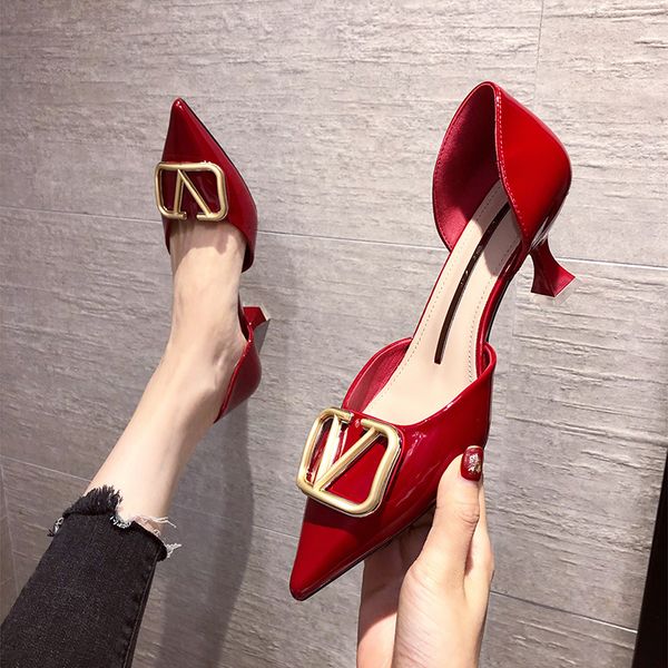 pointed single female shoes 2020 spring and summer new fashion elegant metal v gourd ladle shoes high heels women sandals, Black
pointed single female shoes 2020 spring and summer new fashion elegant metal v gourd ladle shoes high heels women sandals, Black