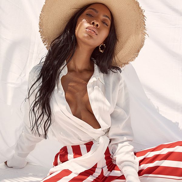 2020 new fashion women's casual v-neck long-sleeved shirt jumpsuit without button shirt jumpsuit beach anti-sai, Black;white
2020 new fashion women's casual v-neck long-sleeved shirt jumpsuit without button shirt jumpsuit beach anti-sai, Black;white