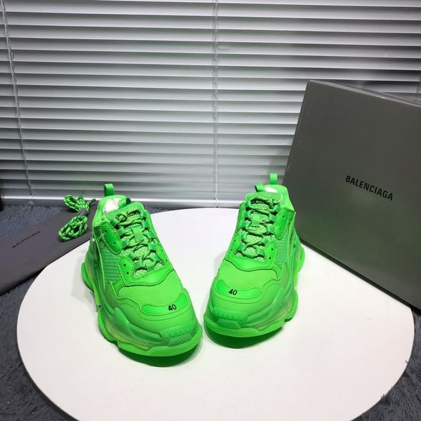 2020ak designer designs new leisure and entertainment hiking shoes, outdoor jungle adventure shoes, original packaging and box delivery, Black
2020ak designer designs new leisure and entertainment hiking shoes, outdoor jungle adventure shoes, original packaging and box delivery, Black