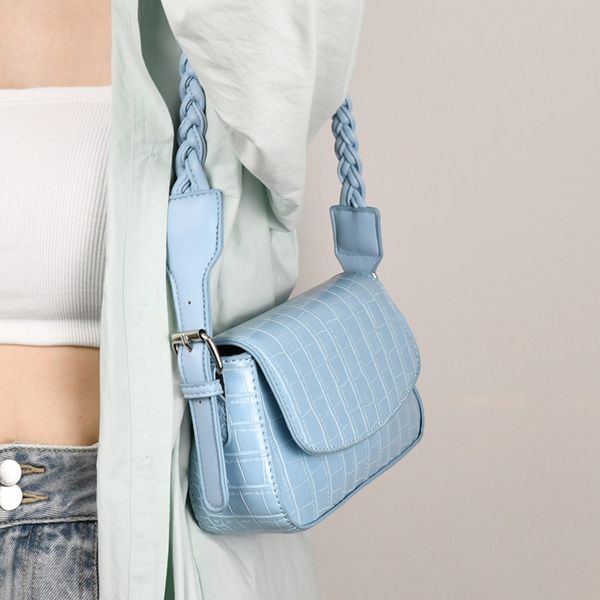 crocodile pattern design small tote bag 2020 casual shoulder crossbody bags new armpit bag fashion women purse handbags female
crocodile pattern design small tote bag 2020 casual shoulder crossbody bags new armpit bag fashion women purse handbags female