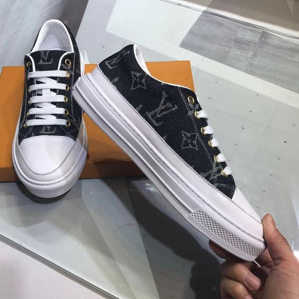 fashion sneakers mens shoes lace up trainers fashion sports walking shoe with original box fitness flats mens shoes casual zapatos de hombre
fashion sneakers mens shoes lace up trainers fashion sports walking shoe with original box fitness flats mens shoes casual zapatos de hombre