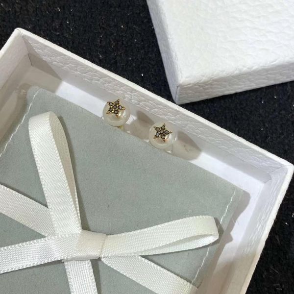 drop earring with pearl and sparkly diamond for women engagement jewelry gift ps5612, Golden
drop earring with pearl and sparkly diamond for women engagement jewelry gift ps5612, Golden