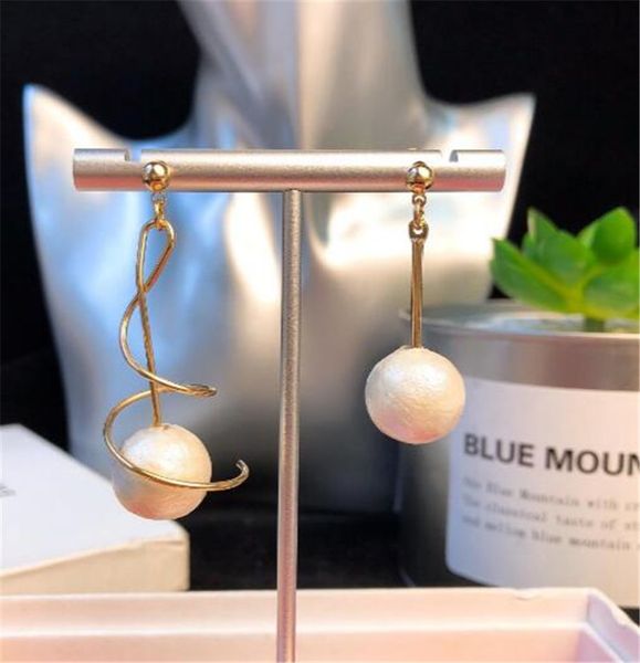 famous european jewelry plated 18k gold natural irregular shaped pearl pendant earrings women birthday new year christmas gift, Silver
famous european jewelry plated 18k gold natural irregular shaped pearl pendant earrings women birthday new year christmas gift, Silver
