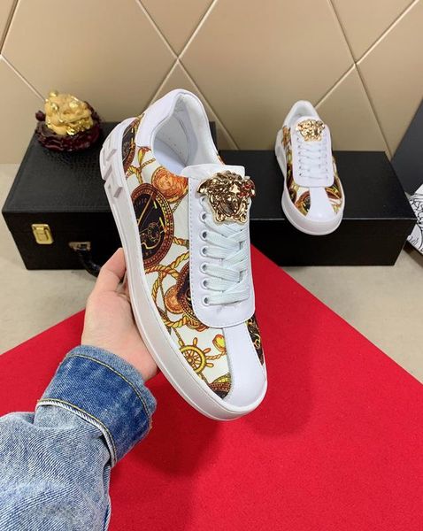 2020-2019g luxury designer men's casual shoes, trend outdoor fashion wild men's sports shoes, size: 38-45
2020-2019g luxury designer men's casual shoes, trend outdoor fashion wild men's sports shoes, size: 38-45