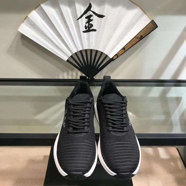 2019t summer new sports shoes printing set foot running shoes comfortable breathable wild shoes original box packaging 38-44, Black
2019t summer new sports shoes printing set foot running shoes comfortable breathable wild shoes original box packaging 38-44, Black