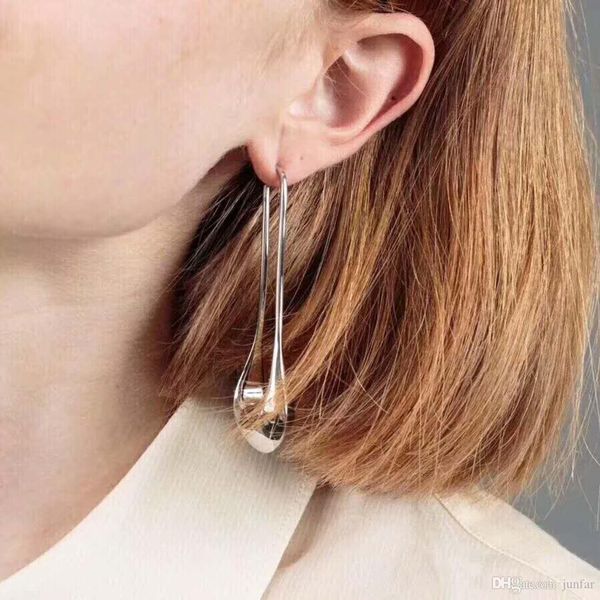 New fashion luxury designer jewelry women earrings Water droplets Pendant earrings for women fashion party jewelry free shipping
New fashion luxury designer jewelry women earrings Water droplets Pendant earrings for women fashion party jewelry free shipping