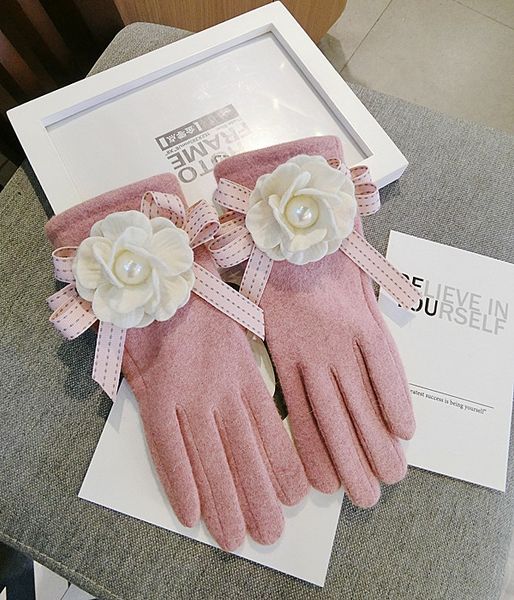 новый корейский стиль сенсорный экран шерсть wuzhishan розы светская bowknot милые теплые перчатки теплые перчатки бабочка
новый корейский стиль сенсорный экран шерсть wuzhishan розы светская bowknot милые теплые перчатки теплые перчатки бабочка
