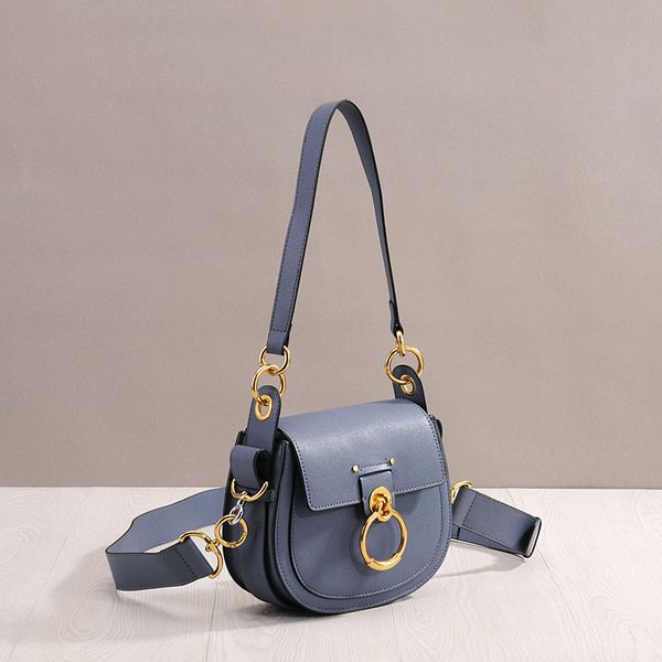 romantic2020 saddle genuine leather women's wide shoulder strap messenger trendy fashion ring piglet bag
romantic2020 saddle genuine leather women's wide shoulder strap messenger trendy fashion ring piglet bag